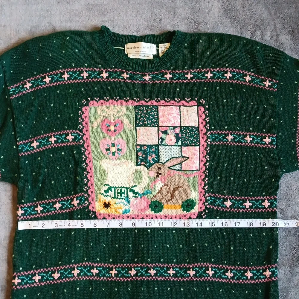Northern Isles II Hand Embroidered Vintage Bunny Cottage Sweater Green Fall Knit - Picture 4 of 10